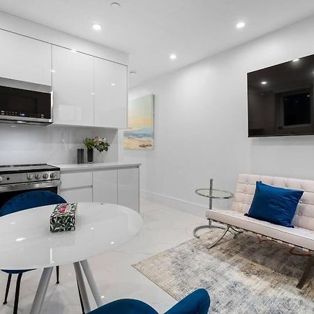 Brand New 2 Bedroom Point Grey Getaway فانكوفر المظهر الخارجي الصورة