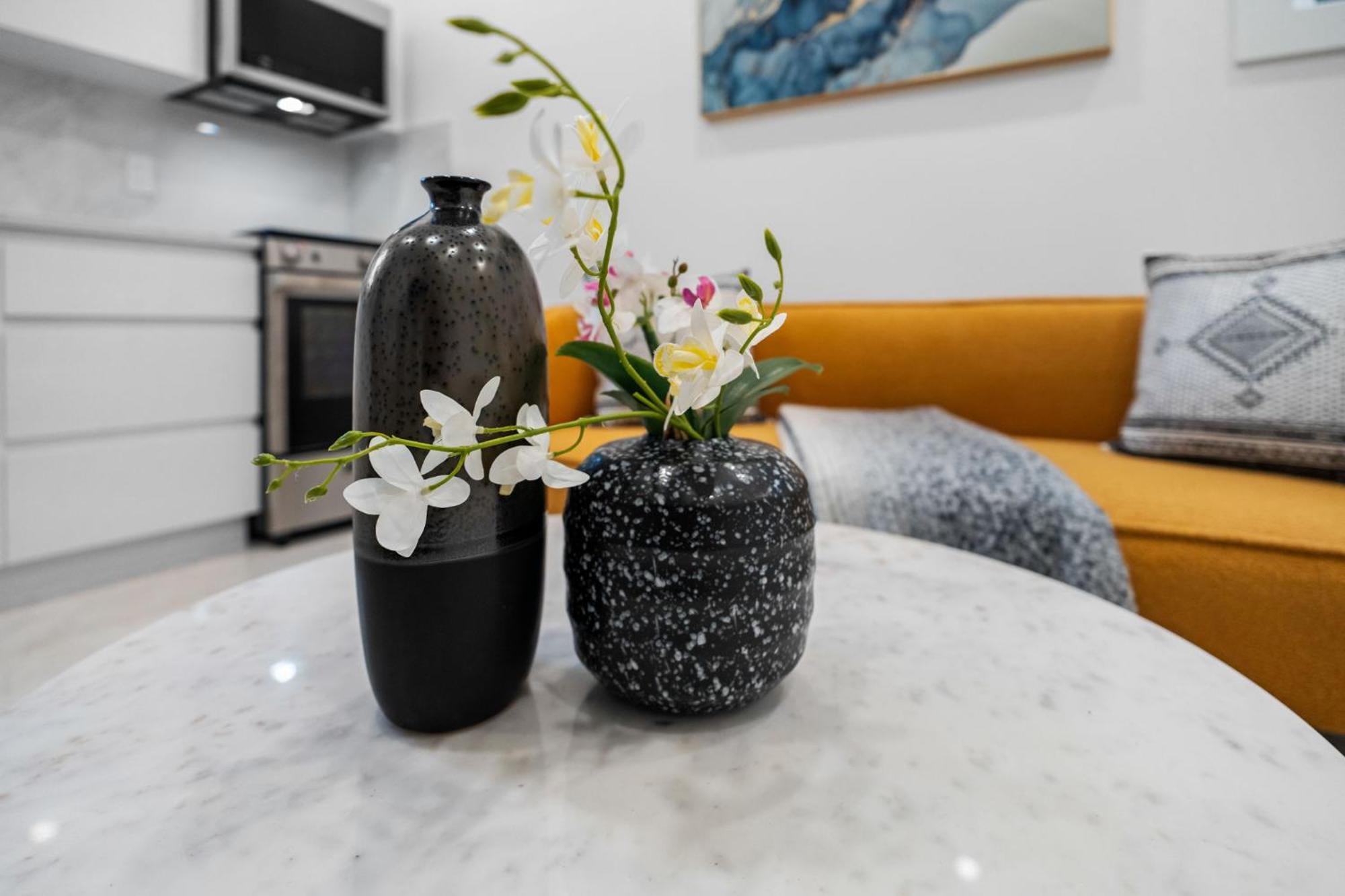 Brand New 2 Bedroom Point Grey Getaway فانكوفر المظهر الخارجي الصورة