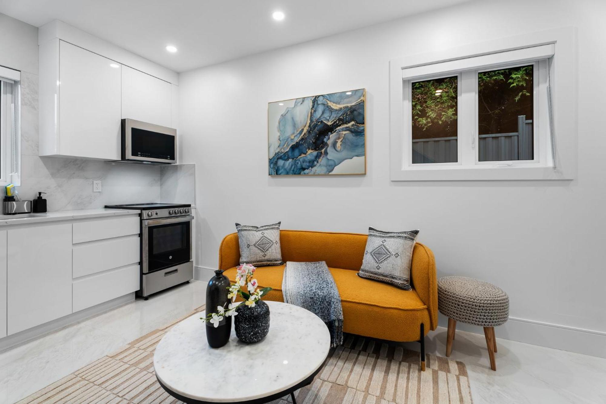 Brand New 2 Bedroom Point Grey Getaway فانكوفر المظهر الخارجي الصورة